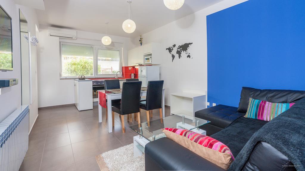 Apartment Indigo Zadar Quarto foto